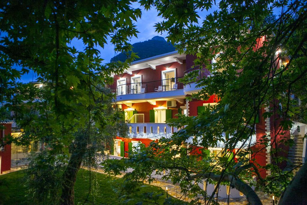 Aparthotel Oasis Exclusive Parga Exterior foto