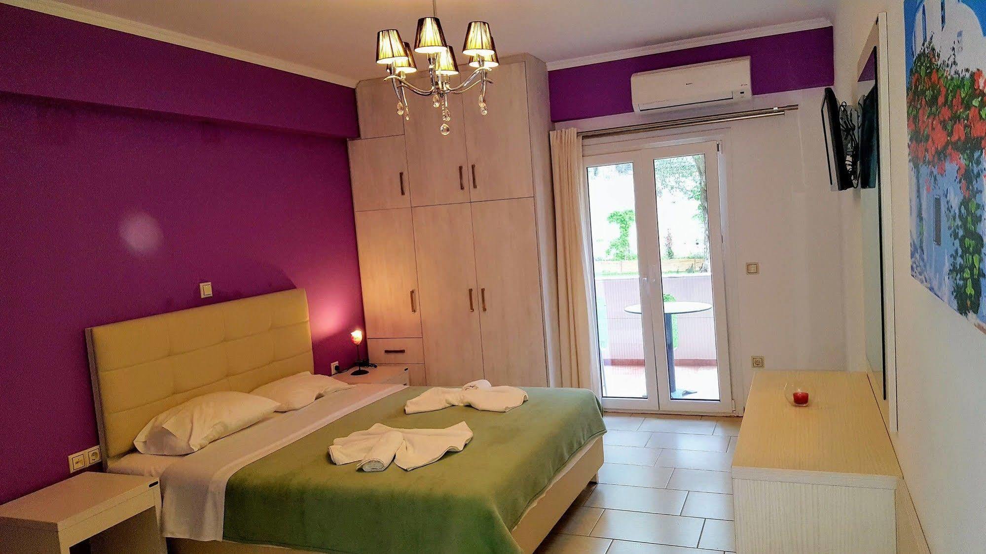 Aparthotel Oasis Exclusive Parga Exterior foto