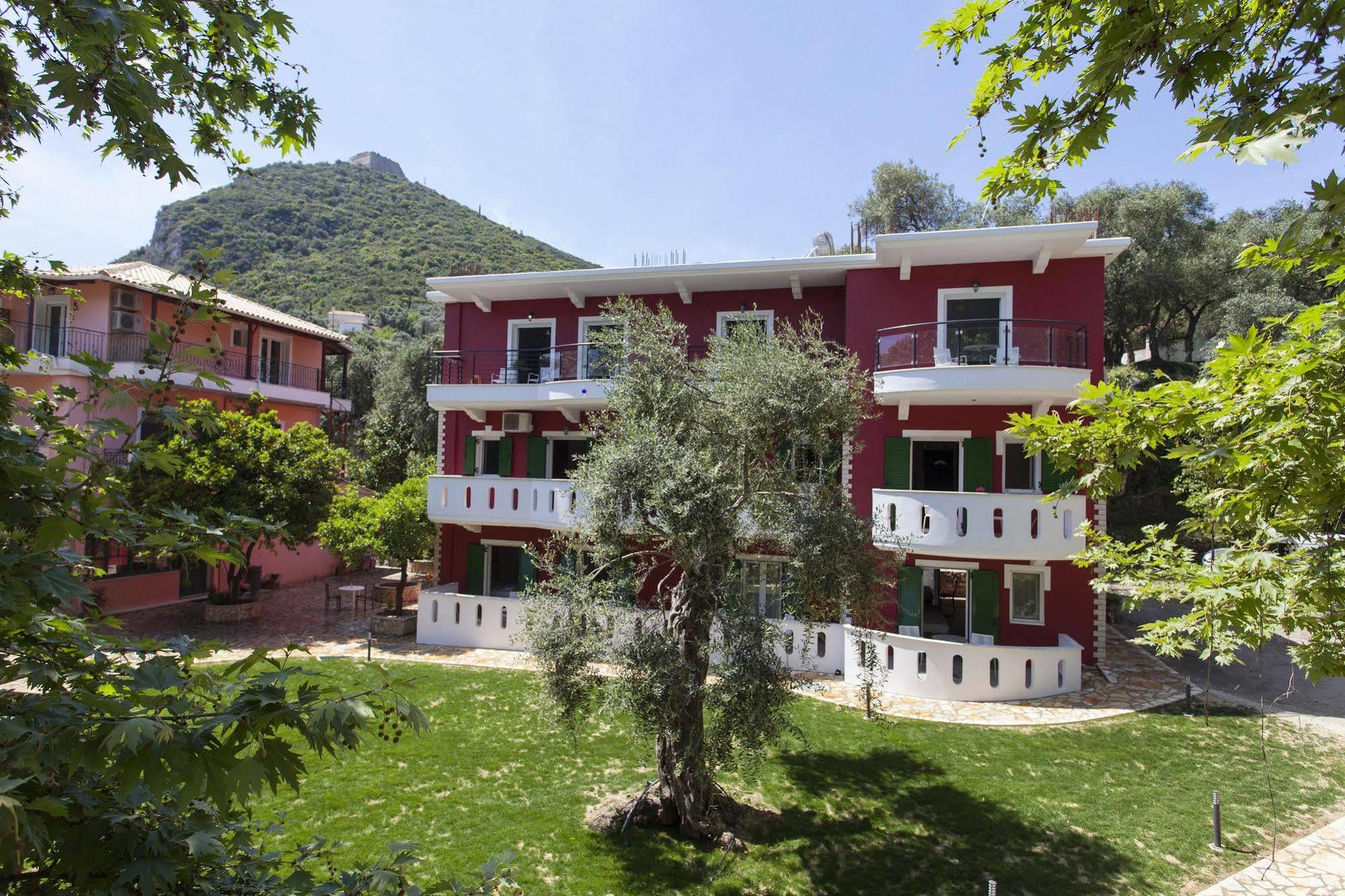 Aparthotel Oasis Exclusive Parga Exterior foto